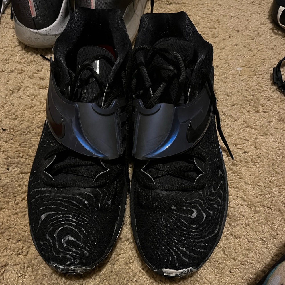 Nike kd 15 in good condition willing to negotiate